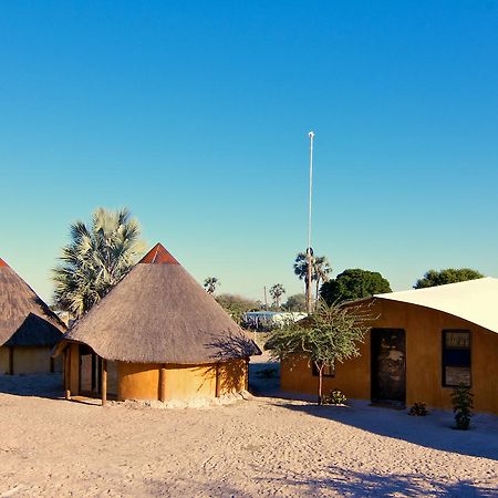 Ongula Village Homestead Lodge Omupumba Eksteriør billede