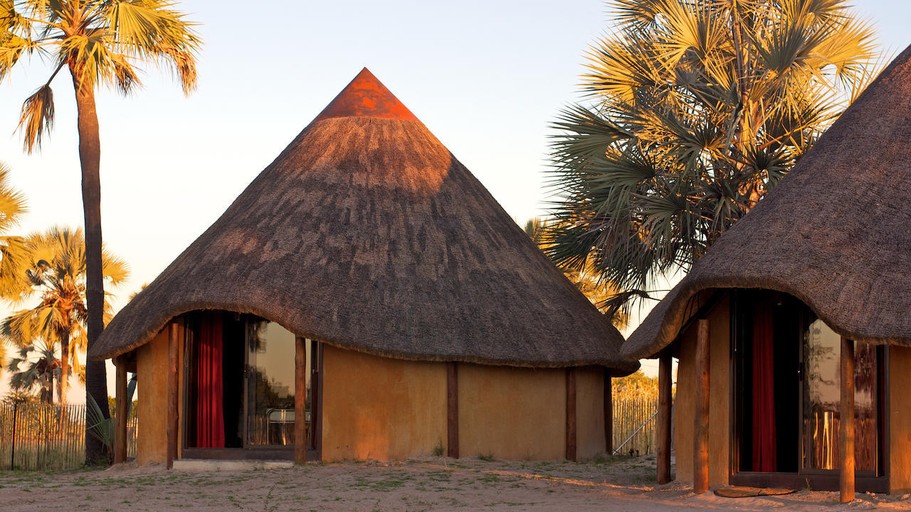 Ongula Village Homestead Lodge Omupumba Eksteriør billede